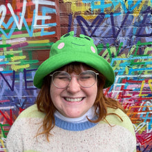 Load image into Gallery viewer, Froggy Bucket Hat