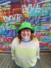 Load image into Gallery viewer, Froggy Bucket Hat