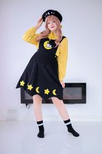 Load image into Gallery viewer, Moon Bunny Lace Socks