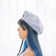 Load image into Gallery viewer, Grey Kitty beret
