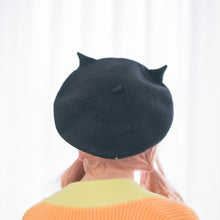 Load image into Gallery viewer, Kitty Beret
