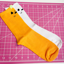Load image into Gallery viewer, Spoopy Socks

